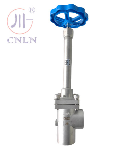 Le type d'angle de la soupape à bille cryogénique en acier inoxydable DJ64F-50P pour GNL/LOX/LN2/LAR