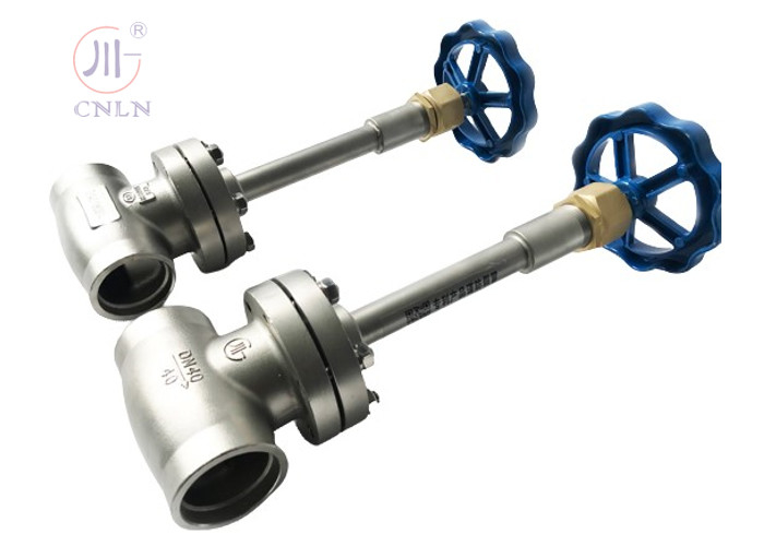 Pour les réservoirs de GNL/LOX/LN2/LAR/LCO2, la soupape à globe cryogénique à tige longue DN40 SS304/SS316