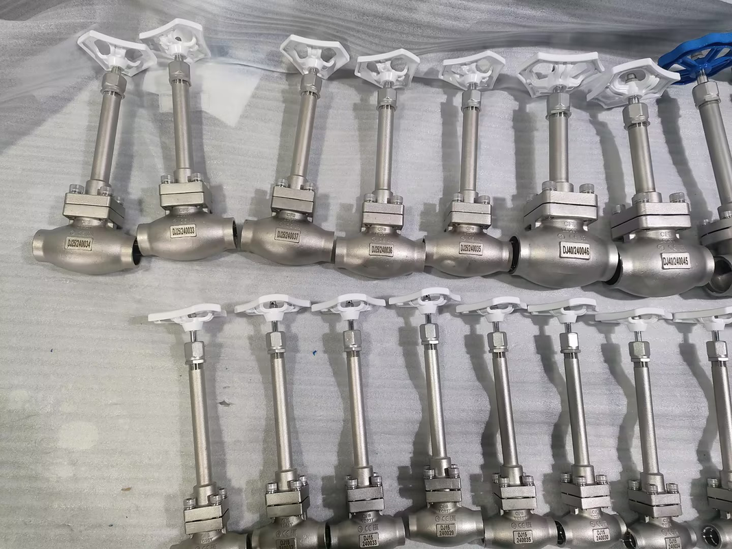 Valve à bille cryogénique certifiée ISO CE EAC en acier inoxydable 304/316 et d'une plage de température de -196°C à +80°C pour une pression maximale de 5,0Mpa